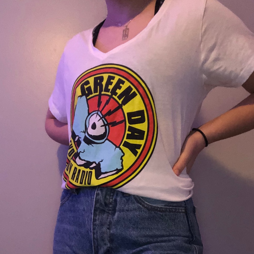 Green Day v neck top